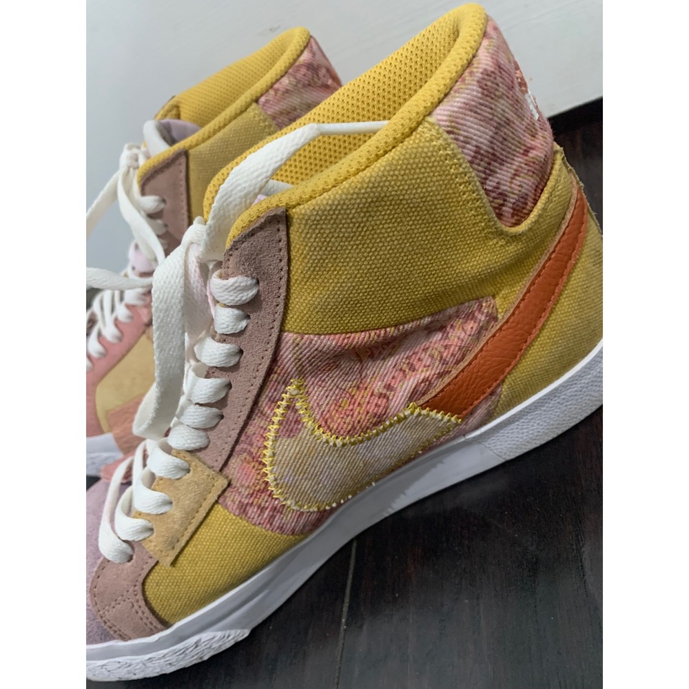 Nike SB Zoom Blazer Mid Premium Mosaic Citron Pink DA8854-300 Skate Shoes
